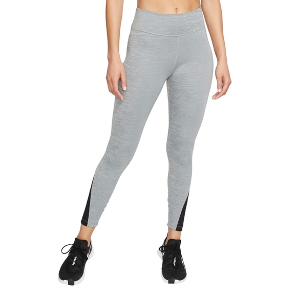 Nike Women's One Mid-Rise 7/8 Tight Pants - Picture 3 of 7